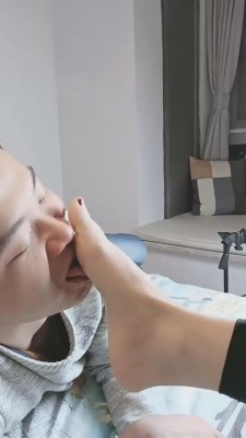 【网盘】【飞扬女王】与脚底下的狗子互动 bf9080