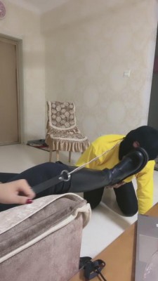 【网盘】【初见】贱狗居然敢迟到 bf10089