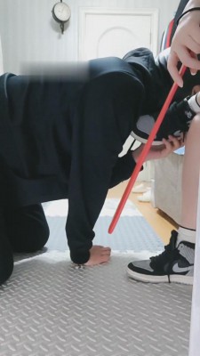 【网盘】【肆虐】运动后AJ原味袜羞辱 bf10182