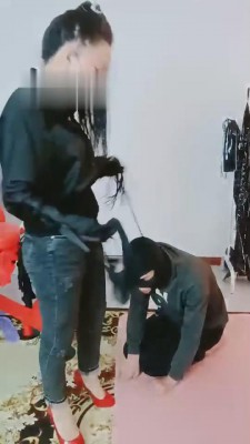 【网盘】【霸气S】调教贱货/圣水洗脚/内裤塞口 bf10201