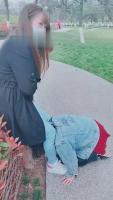 【网盘】【梦幻大大】户外玩弄骚母狗 bf10260