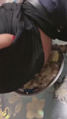 【网盘】【初见】舔鞋/狗盘喂食/鞋油/圣水混合 bf10266