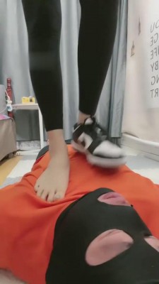 【网盘】【曦晨】健身后原味鞋袜虐木乃伊 bf10268