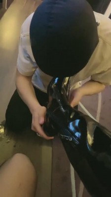 【网盘】【C皇】白领黑丝恋足调 bf10302