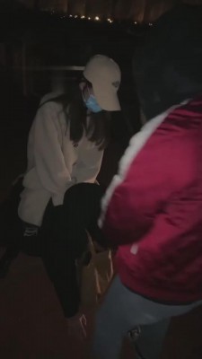 【网盘】【樱木花椒】和闺蜜深夜户外溜家奴 bf10319