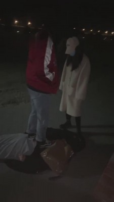 【网盘】【樱木花椒】和闺蜜深夜户外溜家奴 bf10319