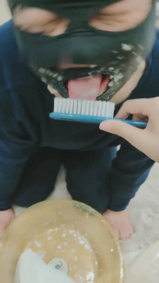 【网盘】【一茶】抓到一只偷鞋狗惩罚 bf10009