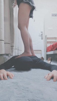 【网盘】【灵竹】高跟踩踏碾压狗废物 bf10033