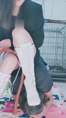 【网盘】【冷酷狗】长靴/高跟狠踹狗 bf10689