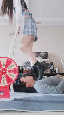 【网盘】【猫神大人】各种鞋踩踏/喝洗脚水【双视角版】 bf10678