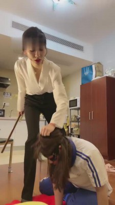 【网盘】【芷晴】辅导班-蠢猪母狗 bf10843