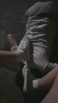 【网盘】【强扶】学生S小白鞋棉袜户外遛狗 bf10919