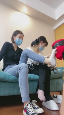 【网盘】【Q月】带素人闺蜜进圈首调狗 bf11020