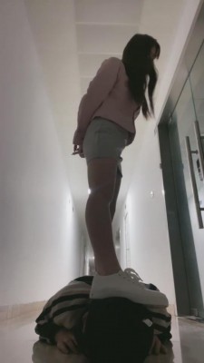 【网盘】【风吟女神】学姐图书馆门外调学弟 bf11032