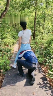 【网盘】【暴力美学】午后上山遛狗/踢踹/骑狗脖子下山 bf11006