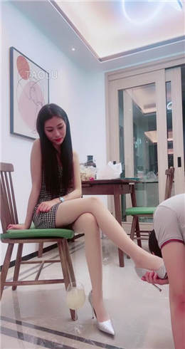 【网盘】【七月大大】不听话的狗需要挨打 JS22041501