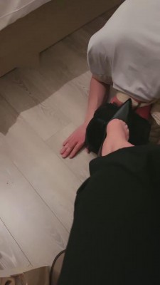 【网盘】【九娘】金融白领下班后高跟调 bf11338