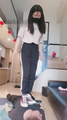 【网盘】【软熊】人肉沙包全程暴虐 bf11528