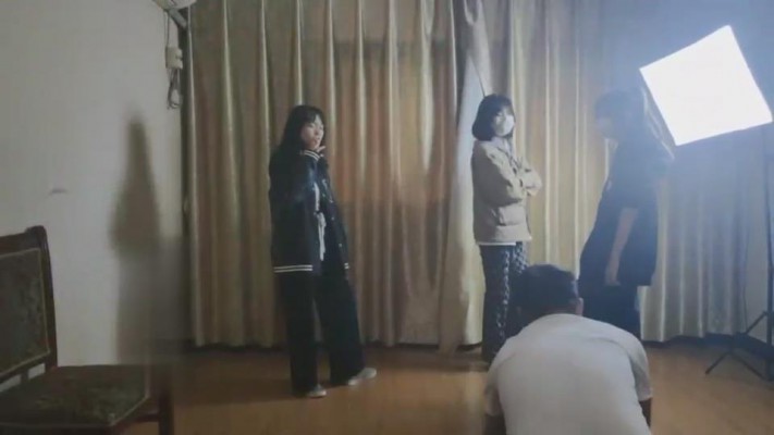 【网盘】【最抗揍M】素人学生群殴狗奴 bf11527