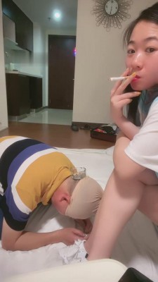 【网盘】【雅儿】小白鞋脏臭棉袜羞辱蹂躏狗 bf11547