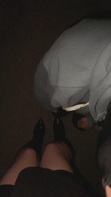 【网盘】【瑶sama】户外遛狗-浓痰/跪拜/耳光 bf11559