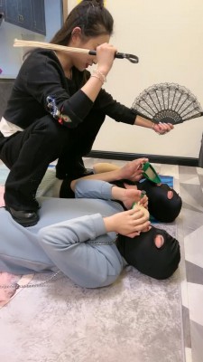 【网盘】【鑫儿教头】藤鞭狠抽/强制清理各种鞋子/闻臭脚/升水 bf11733