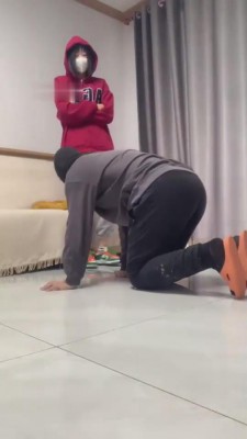 【网盘】【精神小妹】咖啡店小姐姐自由发泄 bf11928