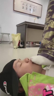 【网盘】【狗哥】素人-汉服白袜小姐姐穿越收拾狗 bf12013