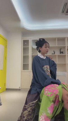 【网盘】【狗哥】素人-汉服白袜小姐姐穿越收拾狗 bf12013