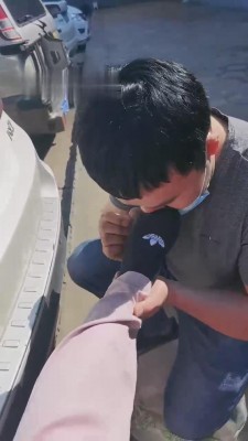 【网盘】【巴莉女王】假期户外溜贱狗 bf12005