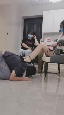 【网盘】【萝莉糖糖】带两素人闺蜜玩弄男朋友【双视角版】 bf14576