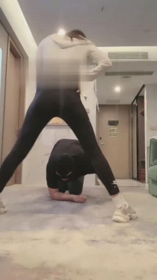 【网盘】【诗诗】双S运动鞋强制提档 bf15435