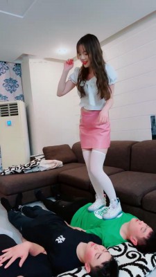 【网盘】【二宝】新素人的鞭策-莫名兴奋【双视角完整版】 bf15426