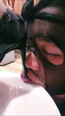 【网盘】【丝绮S】最洗白袜/高跟鞋羞辱/转胯/骑马 bf15468