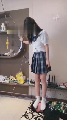 【网盘】【二宝】白袜JK学生素人首调 bf15571