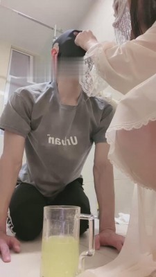 【网盘】【风吟殿下】厕所喂圣水羞辱厕奴 bf16337