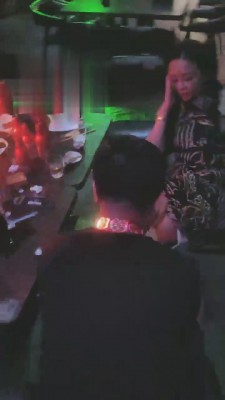 【网盘】【开发素人】KTV让女王蹂躏 bf16741