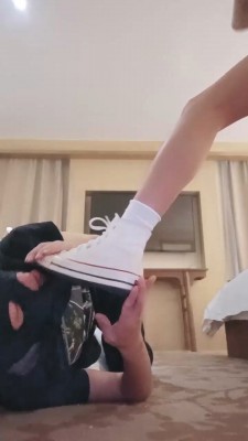 【网盘】【十言】00后S帆布鞋白袜羞辱场 bf17390