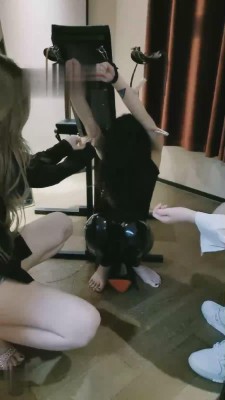 【网盘】【双子姬】超精彩-刑房囚禁虐情侣奴 bf17445