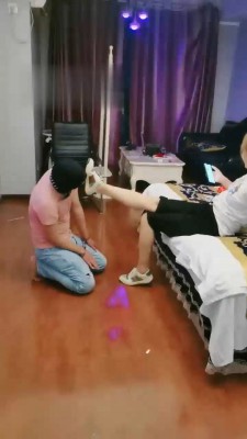 【网盘】【梦蝶女王】暴力踢踹打宠物 bf17671