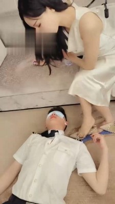 【网盘】【药神】把帅哥空少当狗虐 bf17697