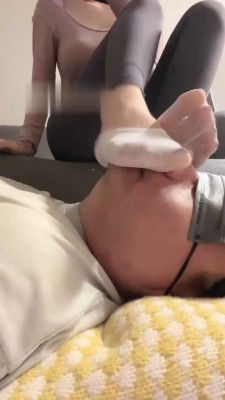 【网盘】【绘子sama】白船袜脚踩地毯 bf18066