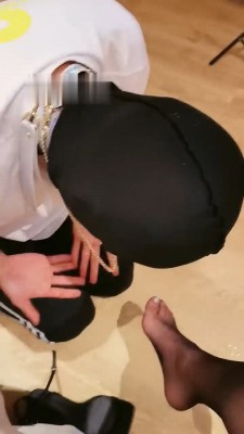 【网盘】【湖北奈奈生】深夜虐犯贱男友 bf18226