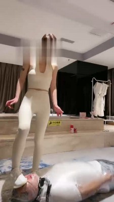 【网盘】【简一】御姐员工出差玩上司 bf18237