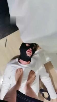 【网盘】【夏芙】被沐足店老板娘玩的一天 bf18214