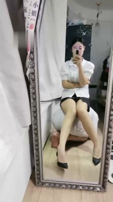 【网盘】【夏芙】被沐足店老板娘玩的一天 bf18214