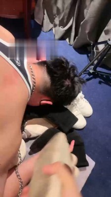 【网盘】【若依】教训人体鞋刷 bf18663