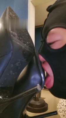 【网盘】【傲雪】当着老公的面调绿帽 bf18716