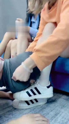 【网盘】【狗哥】3学生素人原味脚辱狗 bf18863