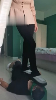 【网盘】【奶欲】绿帽奴就是犯贱 bf18918